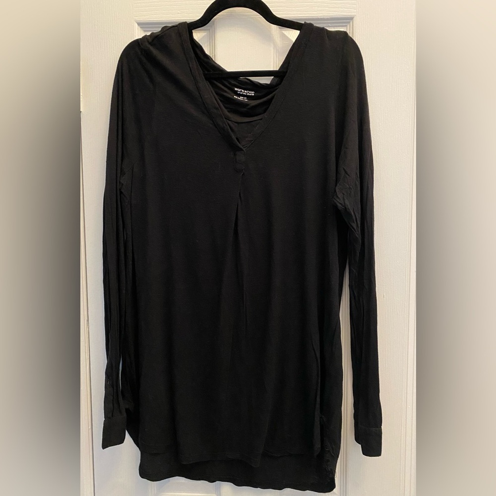 Workshop Andrea Jovine- Black Blouse - V neck - Button bottom sleeves - size 1X